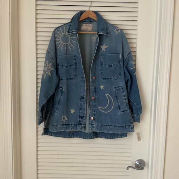 Free People Madison City STARS MOON SUN denim jacket XS NWT - Picture 2 of 4